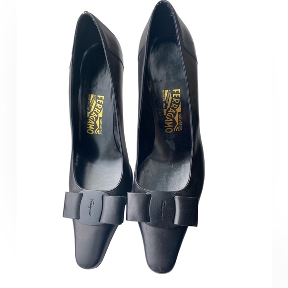 Salvatore Ferragamo Bow Leather Black Womens High Heels Pumps 8.5 8 1/2 9.5 toe - Picture 4 of 10